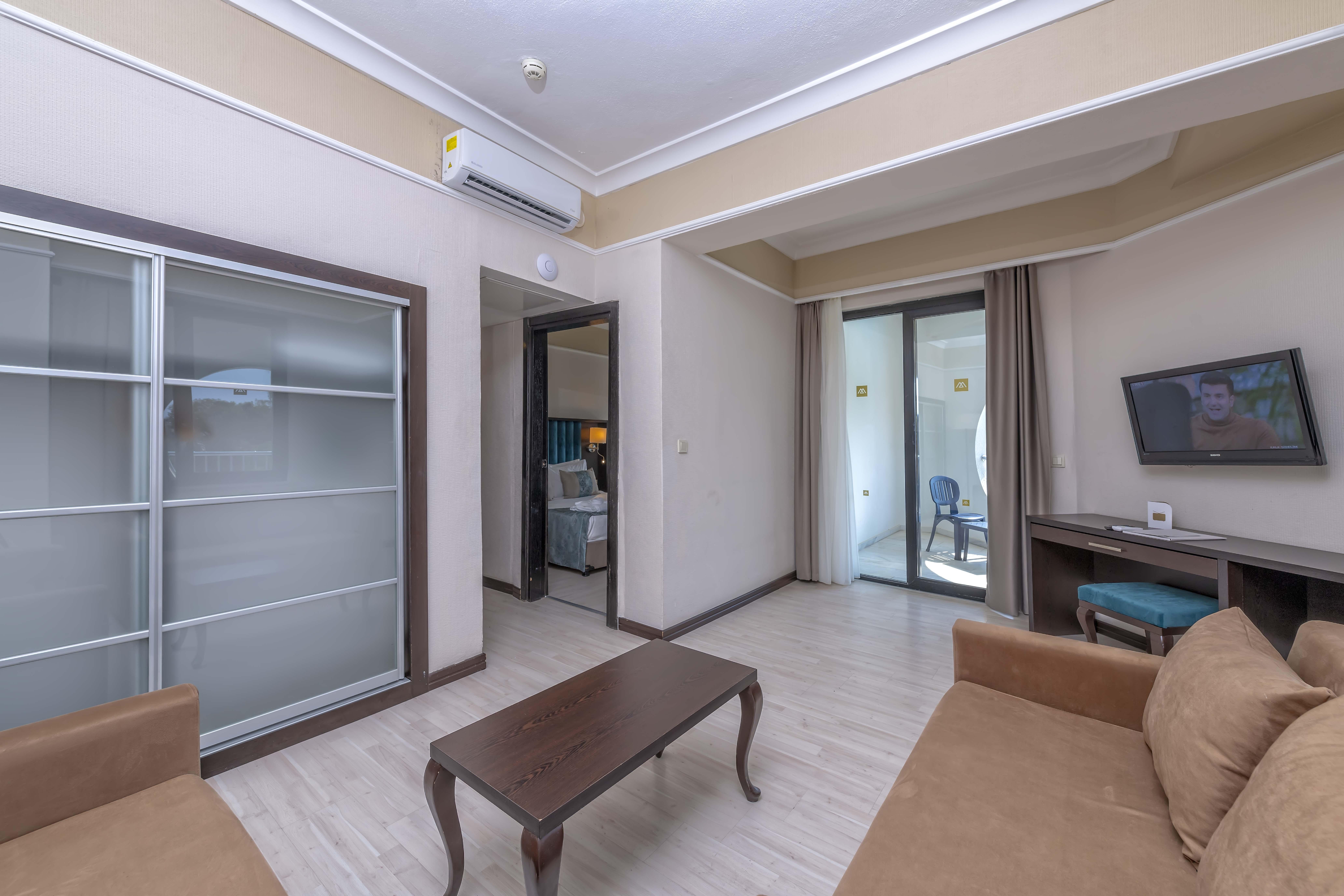 อาร์มาส ซาไรย์ รีเจนซี Hotel ซีเด ภายนอก รูปภาพ