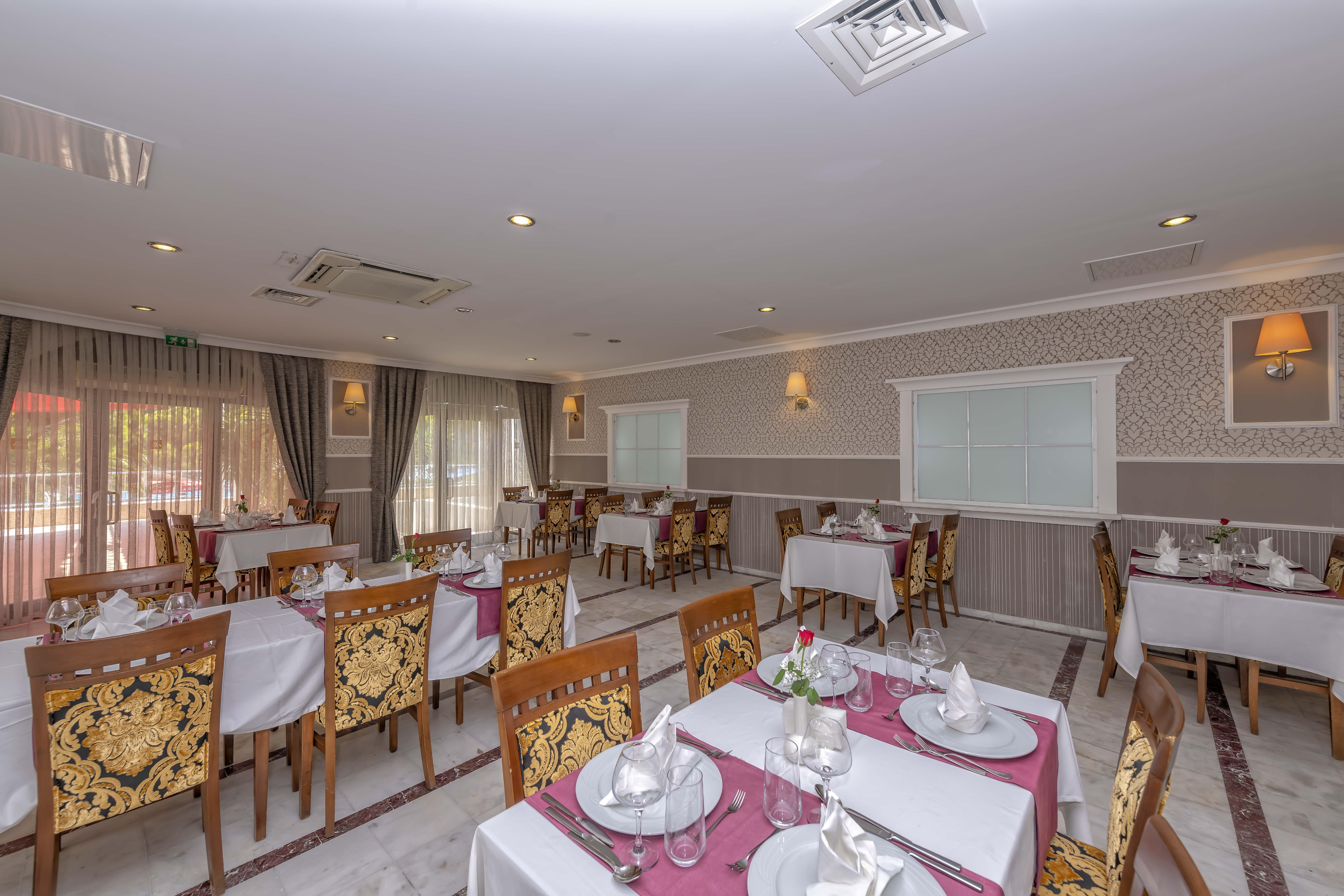 อาร์มาส ซาไรย์ รีเจนซี Hotel ซีเด ภายนอก รูปภาพ